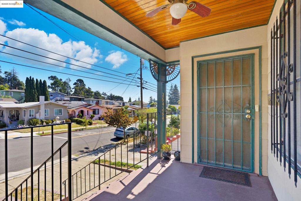 RESERVOIR HILLS - Residential