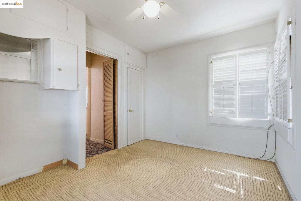 RESERVOIR HILLS - Residential