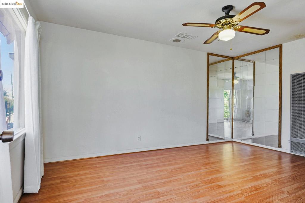 RESERVOIR HILLS - Residential