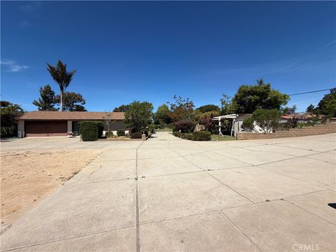 Tiny photo for 341 N Las Flores Dr, Nipomo, CA 93444 (MLS # PI26033885)
