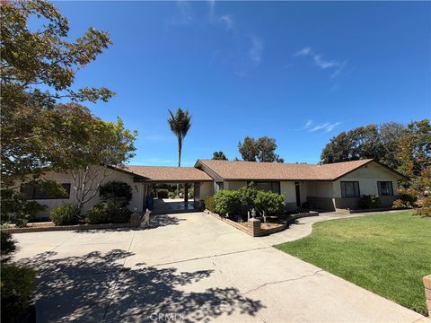 Photo of 341 N Las Flores Dr, Nipomo, CA 93444 (MLS # PI26033885)