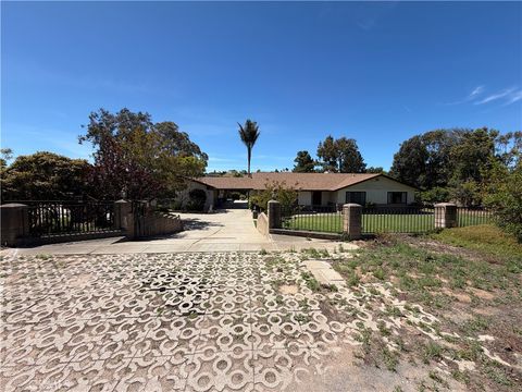 Tiny photo for 341 N Las Flores Dr, Nipomo, CA 93444 (MLS # PI26033885)