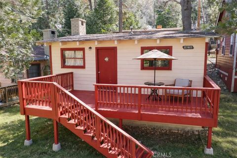 Photo of 23915 Wildwood Ln, Crestline, CA 92325 (MLS # IG26067075)