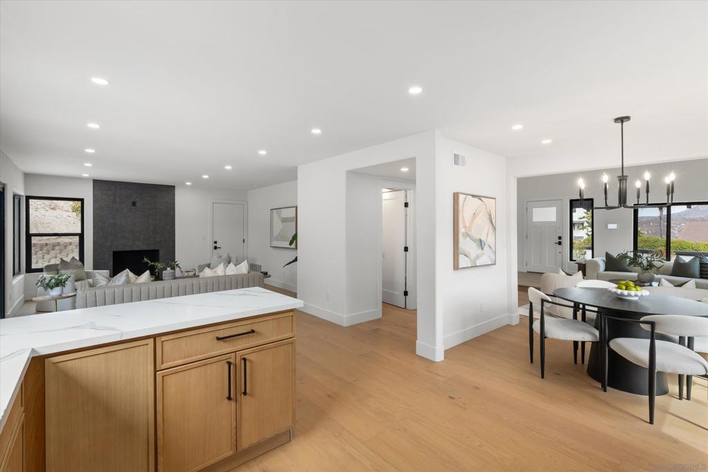 6615 Tuxedo Rd