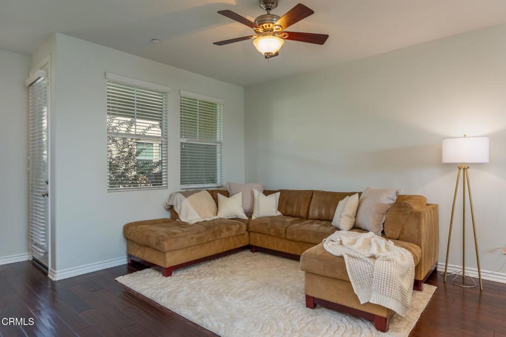 4545 Via Del Sol