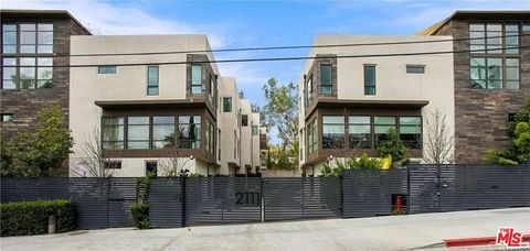 2111 N Cahuenga Boulevard 11 Los Angeles CA 90068