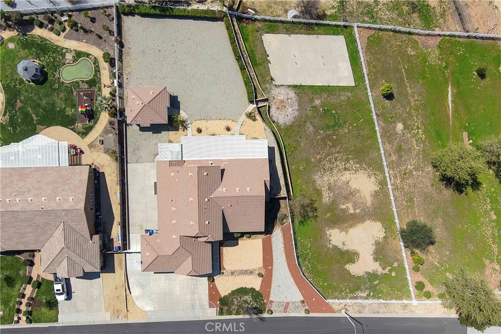 21019 Laguna Rd