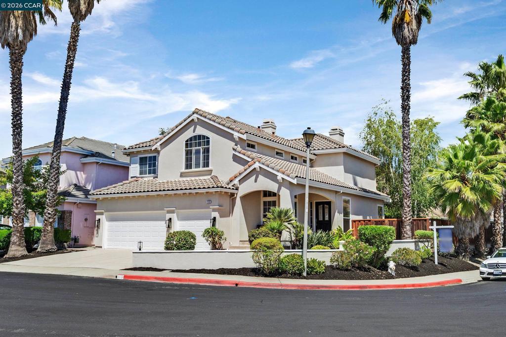 113 Blackstone Dr