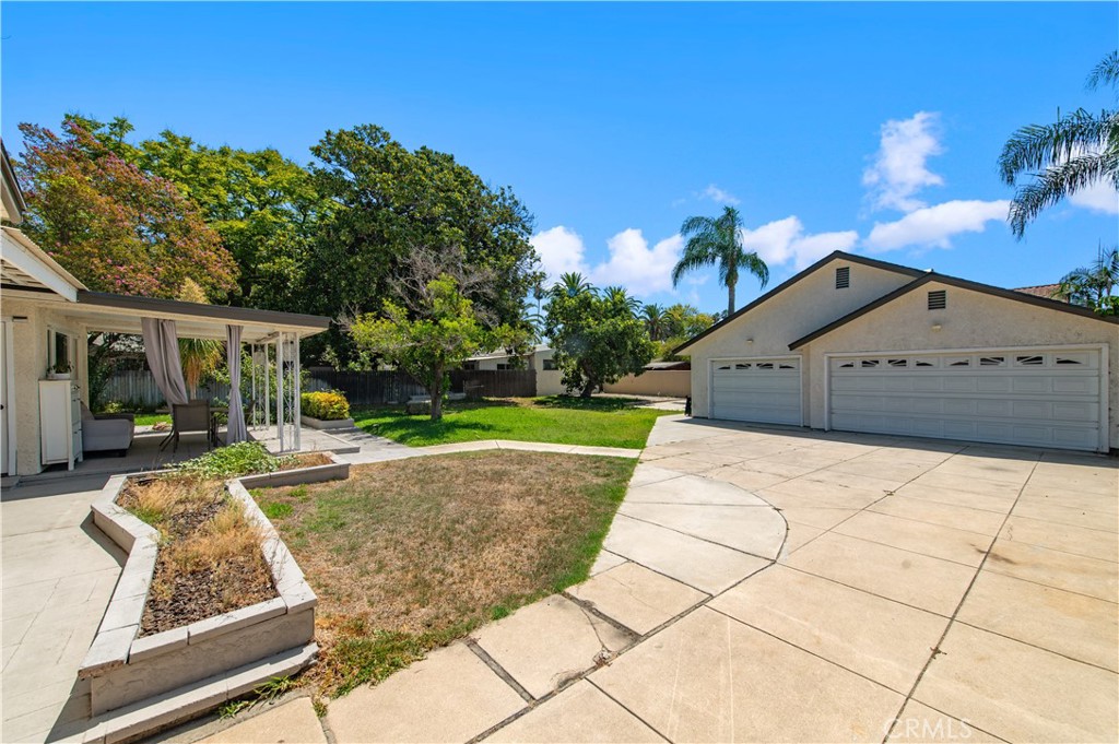 Properties 3 8420 E Hermosa Drive