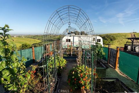 Tiny photo for 1730 Sutliff Rd, Paso Robles, CA 93446 (MLS # NS26045759)