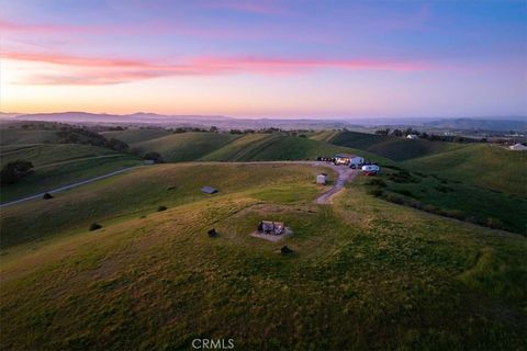 Tiny photo for 1730 Sutliff Rd, Paso Robles, CA 93446 (MLS # NS26045759)