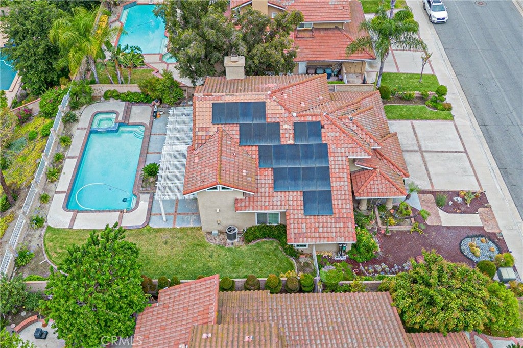 825 BRIDGEWATER Lane