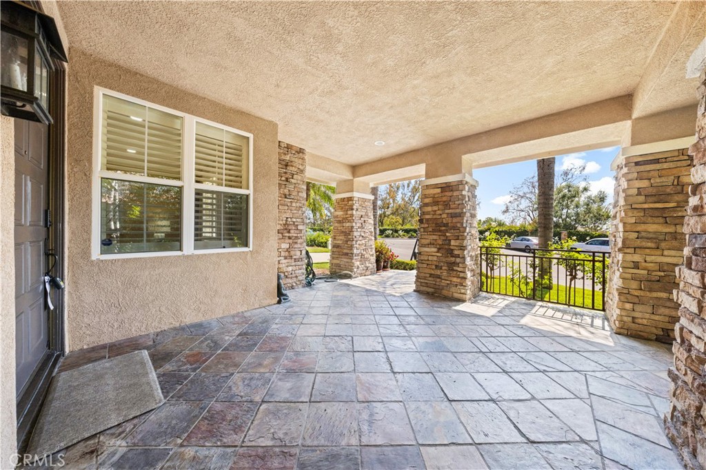 10 Summit Court