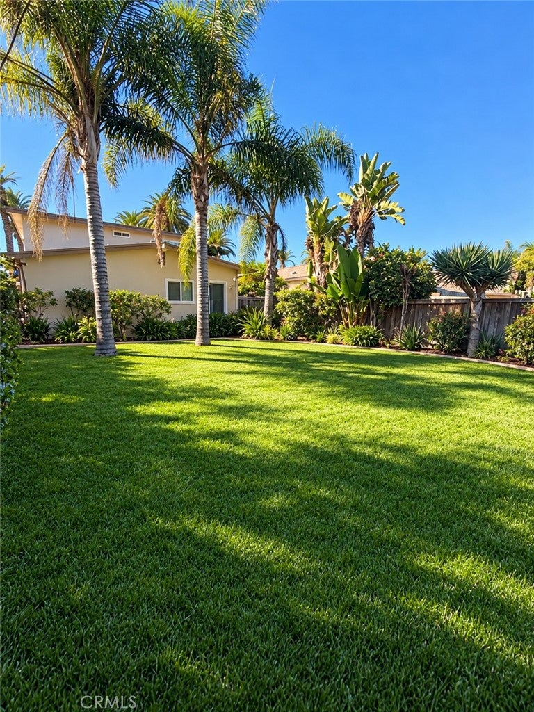 26905 Avenida Las Palmas