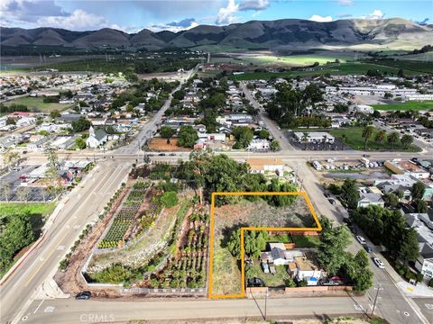 Photo of 13 W Dana Street, Nipomo, CA 93444 (MLS # PI25262152)