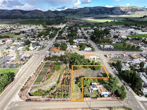 Photo of 13 W Dana Street, Nipomo, CA 93444 (MLS # PI25262152)