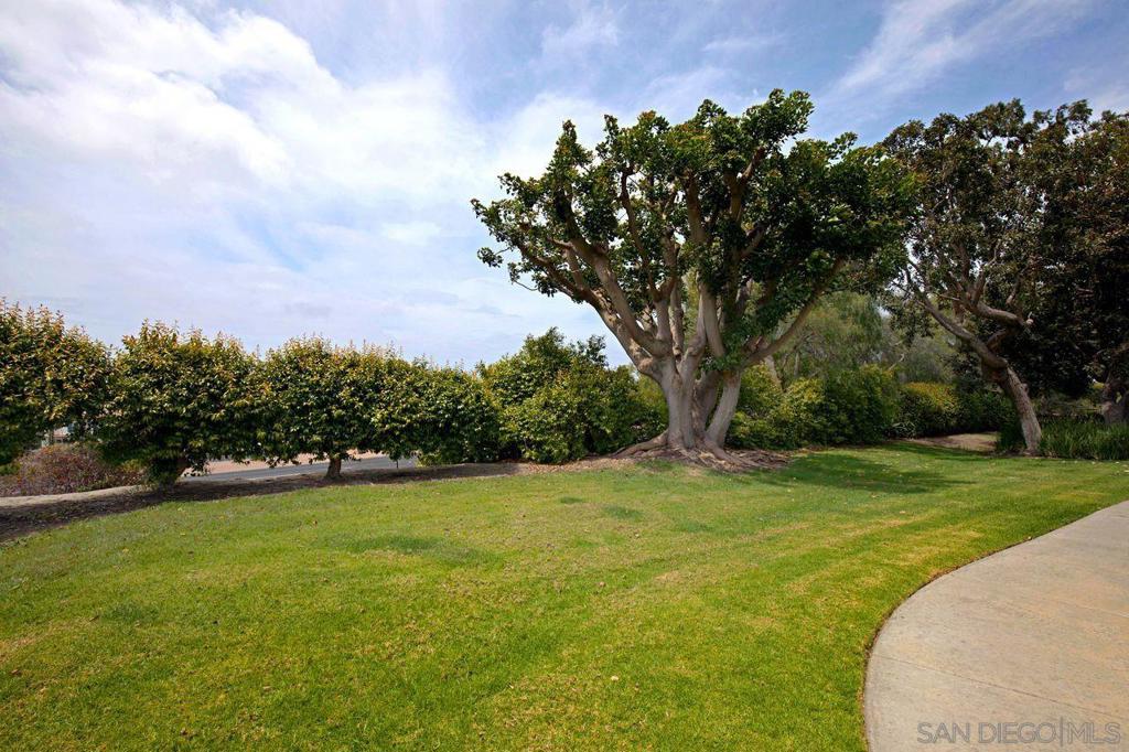 La Costa - Residential
