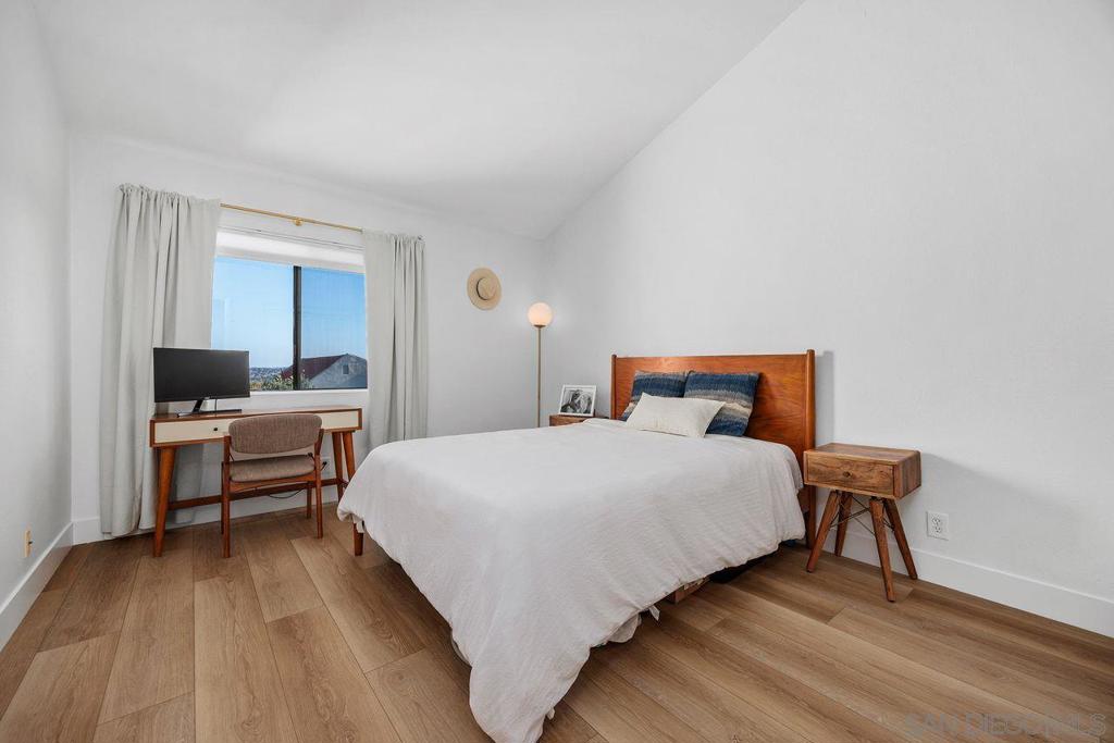 La Costa - Residential