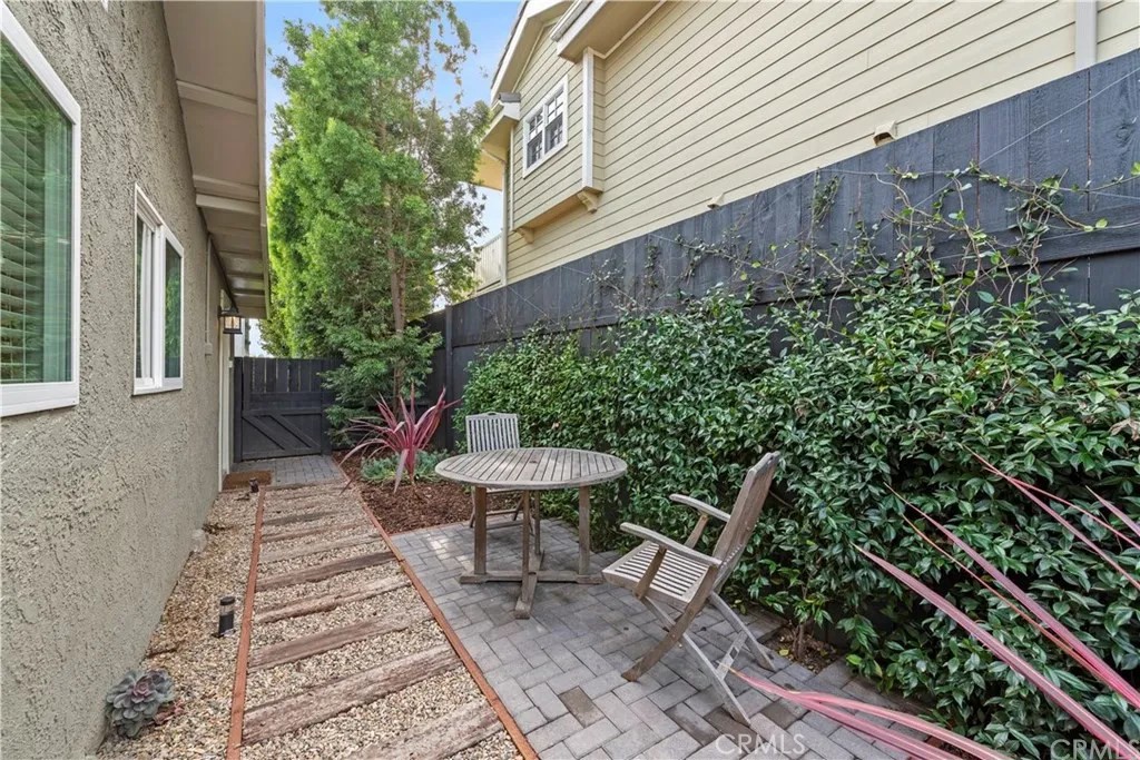 Freedom Homes (FREE) - Residential Lease