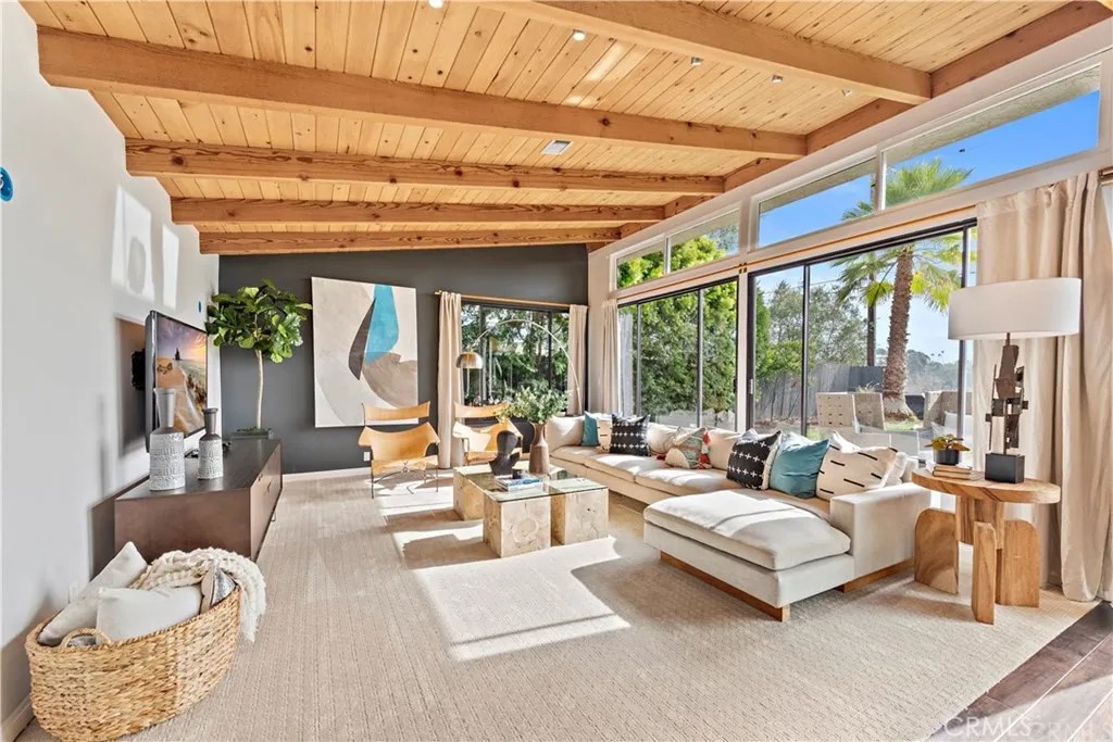 Freedom Homes (FREE) - Residential Lease
