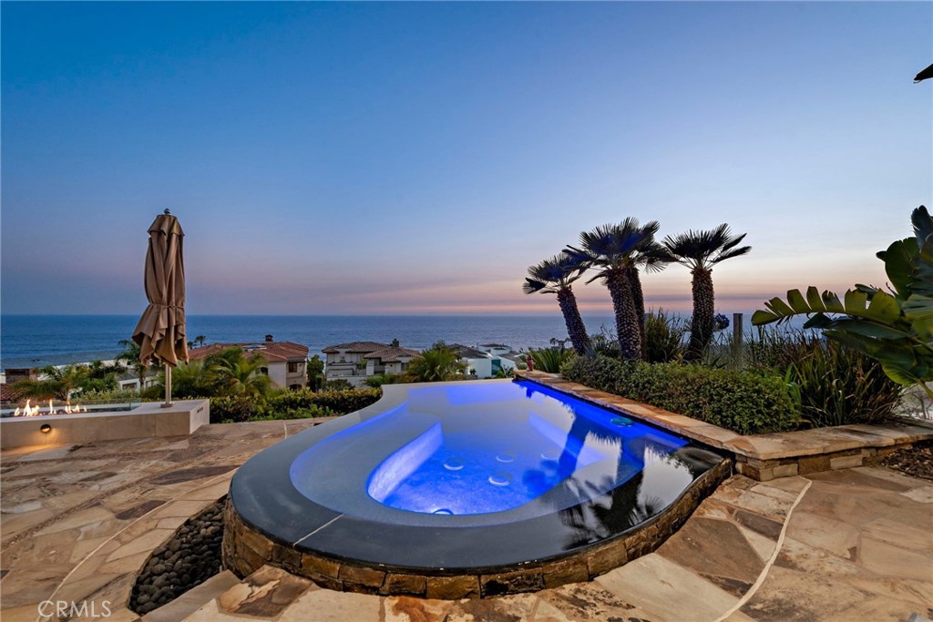 Ritz Cove (RC) - Residential