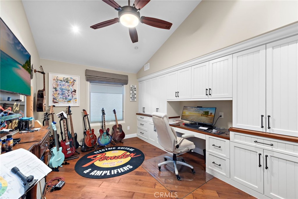 Ritz Cove (RC) - Residential