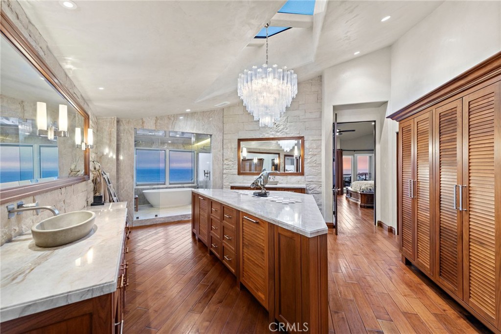 Ritz Cove (RC) - Residential