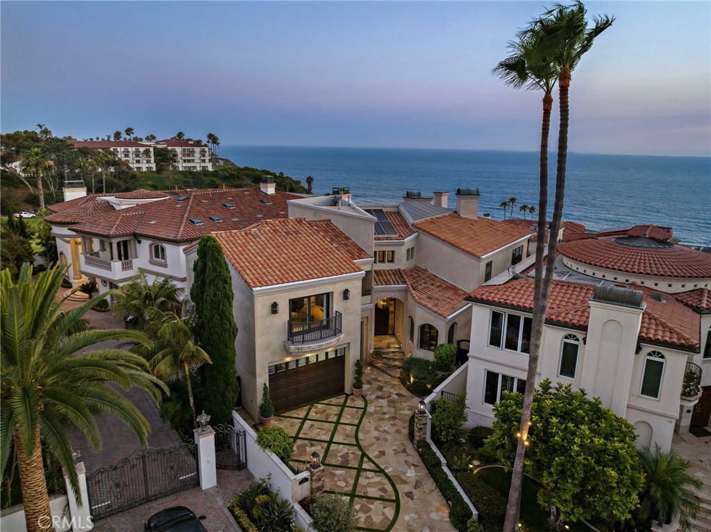 Ritz Cove (RC) - Residential