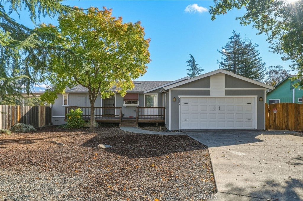 4430 Oak