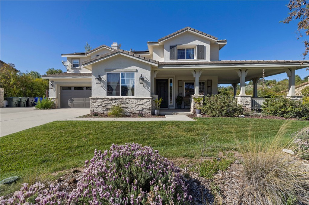 30161 Valley Glen Street