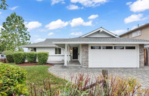 Photo of 1562 Parkview Avenue, San Jose, CA 95130 (MLS # ML82041040)