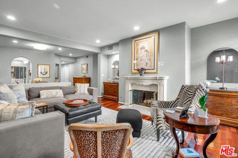 11740 W Sunset Boulevard 22 Los Angeles CA 90049