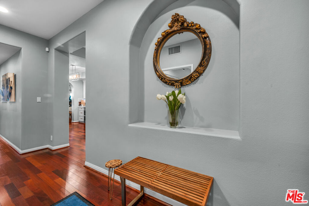 11740 W Sunset Boulevard 22