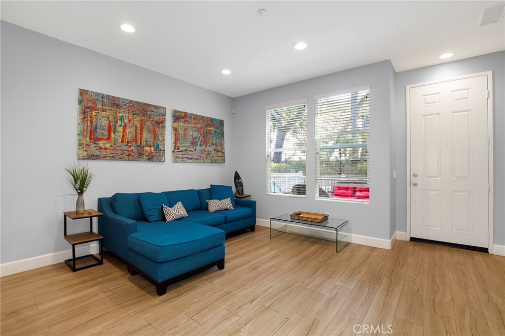 330 Harbor Breeze Drive