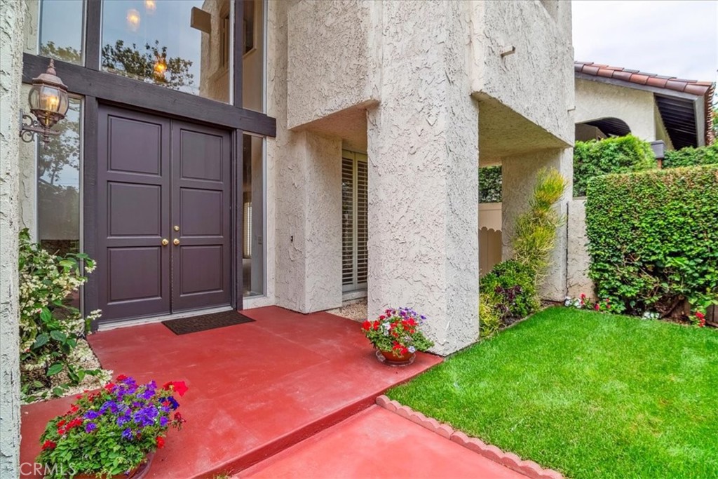 627 w terrylynn place