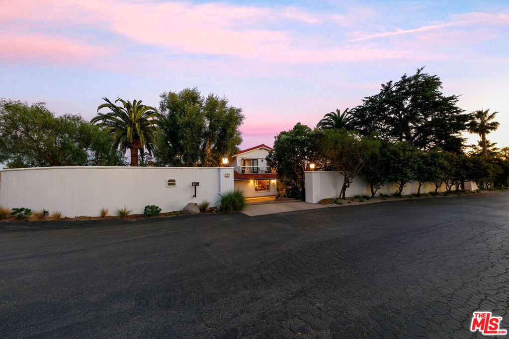6120 Cavalleri Road