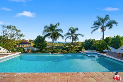 Photo of 6120 Cavalleri Road, Malibu, CA 90265 (MLS # 26737721)