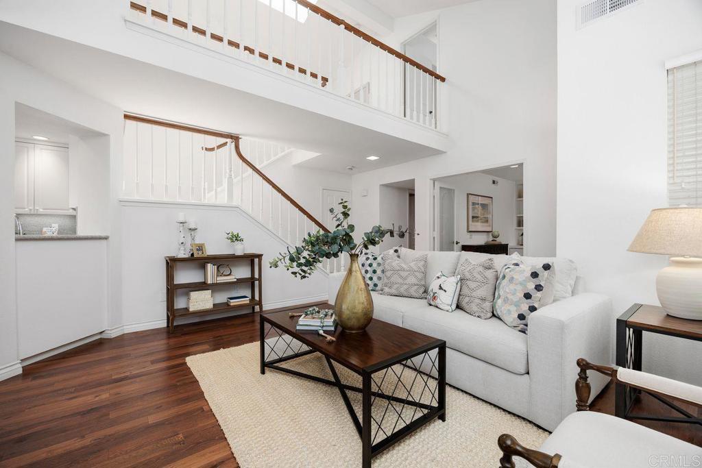 7304 Lantana