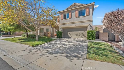 Photo of 3641 Bur Oak Rd, San Bernardino, CA 92407 (MLS # CV25256817)