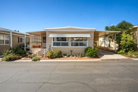 Photo of 211 N Citrus Avenue #270, Escondido, CA 92027 (MLS # 219146760DA)