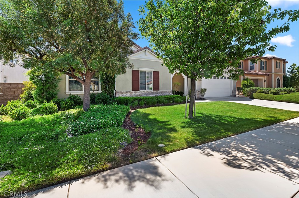 27843 Huron Court