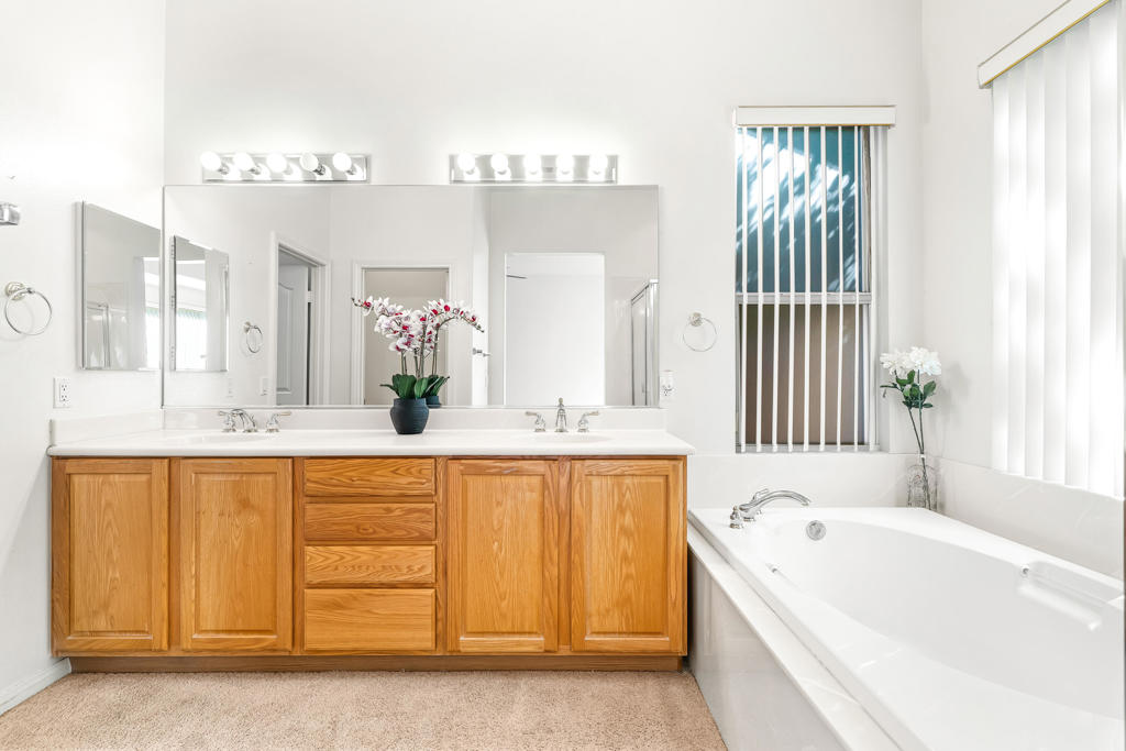 Heritage Palms CC - Residential