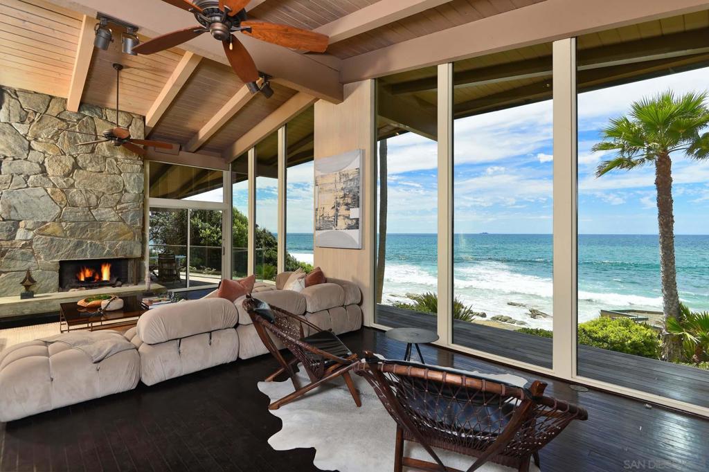 7136 Vista Del Mar Ave
