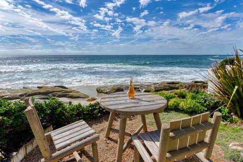 Photo of 7136 Vista Del Mar Ave AVE, La Jolla, CA 92037 (MLS # 260020344SD)