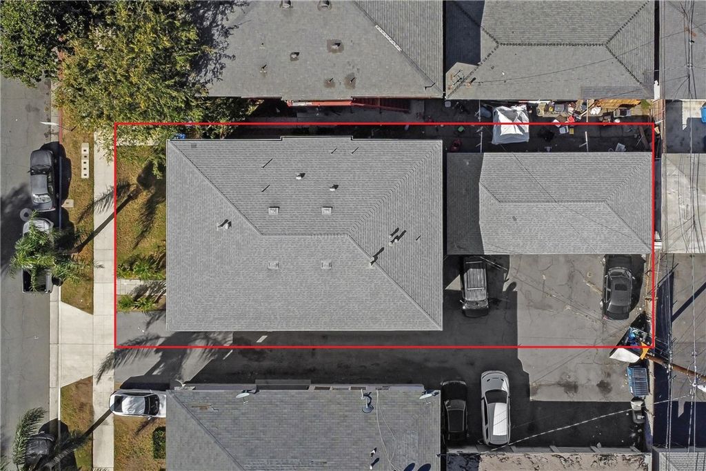 Photo of 1405 S Broadway, Santa Ana, CA 92707 (MLS # OC25244242)