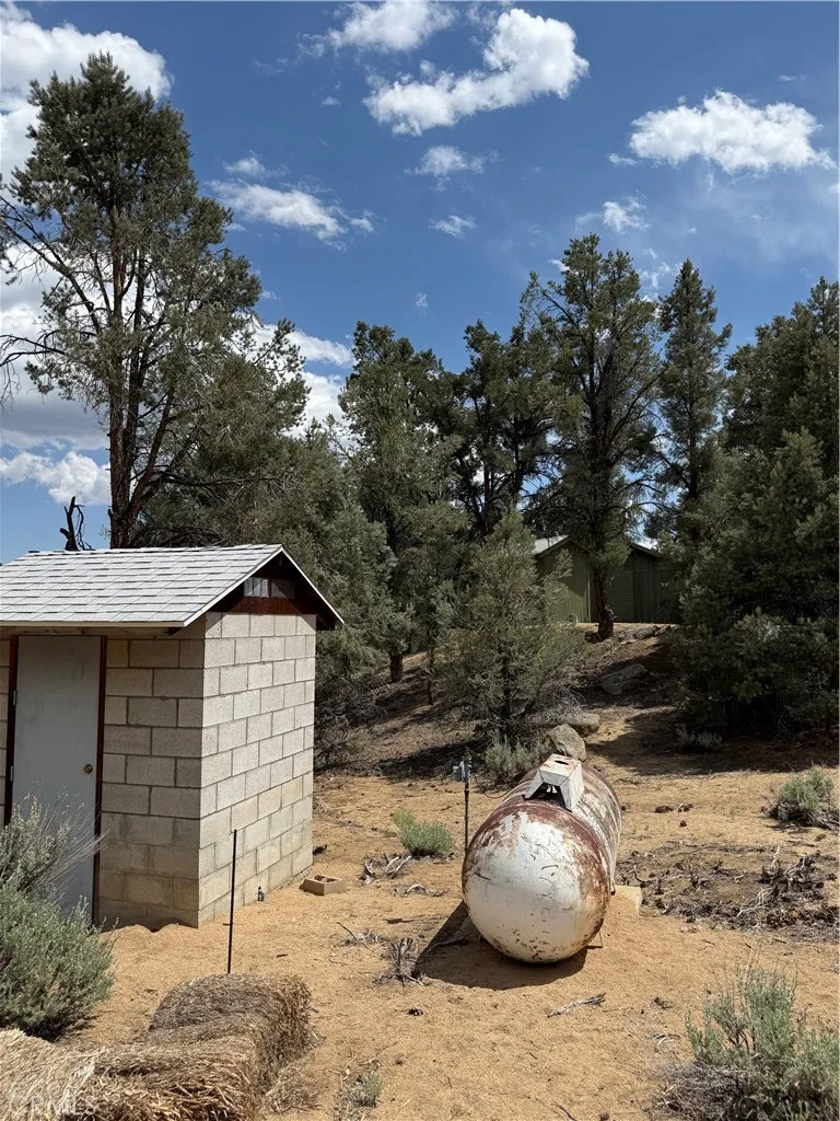 Kennedy Meadows, California 93527, United States, 3 Bedrooms Bedrooms, ,1 BathroomBathrooms,Residential,Active,144259