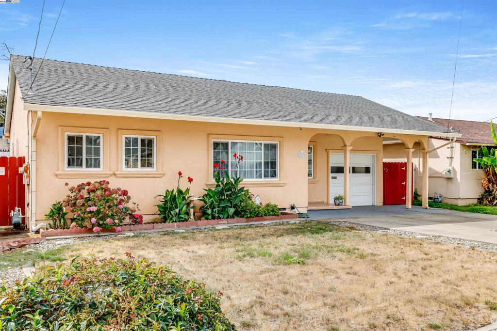 This charming home in the Jackson Triangle of Hayward offers over 1,700 sq ft of spacious living, featuring 3 bedrooms and 2 bathrooms. The large family room with a fireplace provides a cozy gathering space. The sizable backyard is perfect for creating a garden or relaxing under a pergola on sunny days. Recent updates include new interior paint throughout and refreshed kitchen cabinets. All appliances are included!