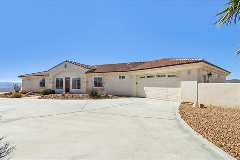 Photo of 6057 Buena Suerte Rd, Yucca Valley, CA 92284 (MLS # DW26112476)