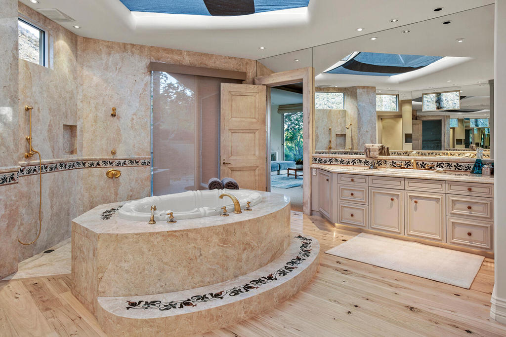 Vintage Country Club - Residential