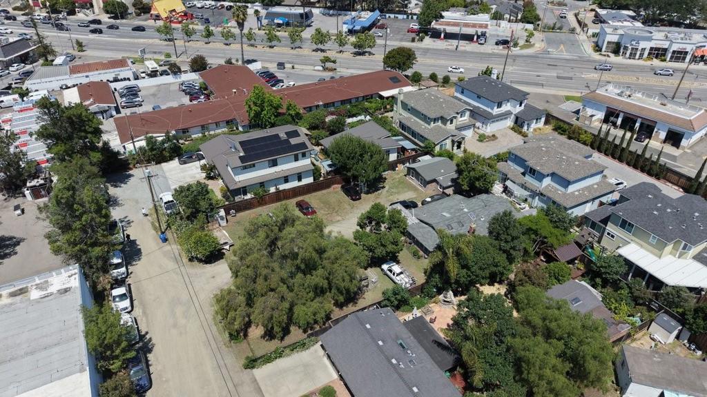 1270 Hoffman Lane